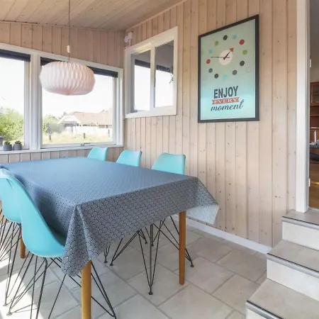 Holiday Azius - 200m From The Sea In Western Jutland *